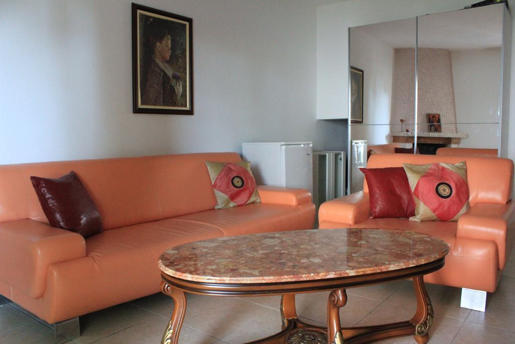 4M Apartments Petrovac Phòng bức ảnh